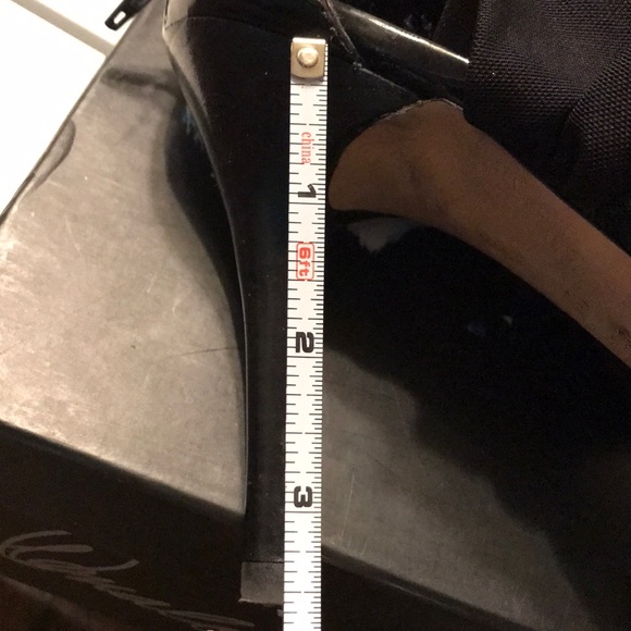 Donald J Pliner black size 11 shoes - Picture 5 of 5